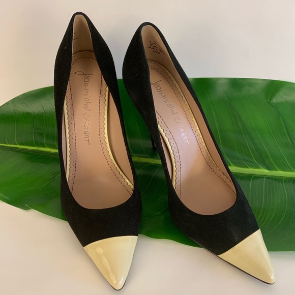 Black And Yellow Pumps. - Picture 4 of 8